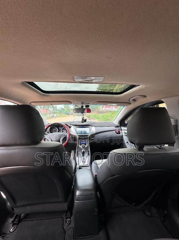 Hyundai Elantra 2014 Blue