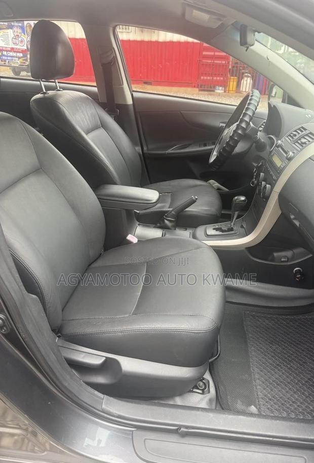 Toyota Corolla 1.8 Exclusive Automatic 2009 Gray