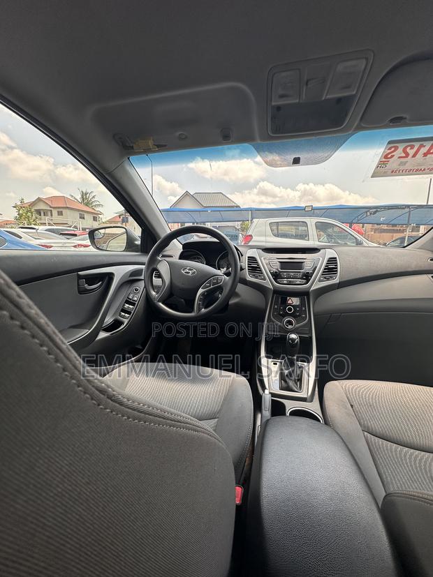 Hyundai Elantra SE 4dr Sedan (1.8L 4cyl 6A) 2015 Blue