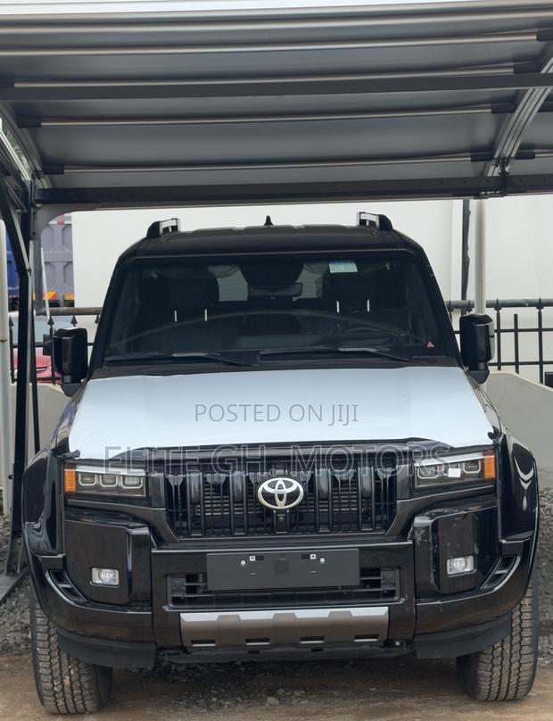 New Toyota Land Cruiser Prado 2025 Black