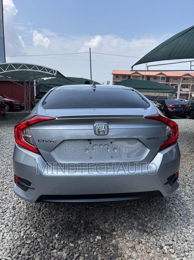 Honda Civic Touring Coupe 2018 Silver