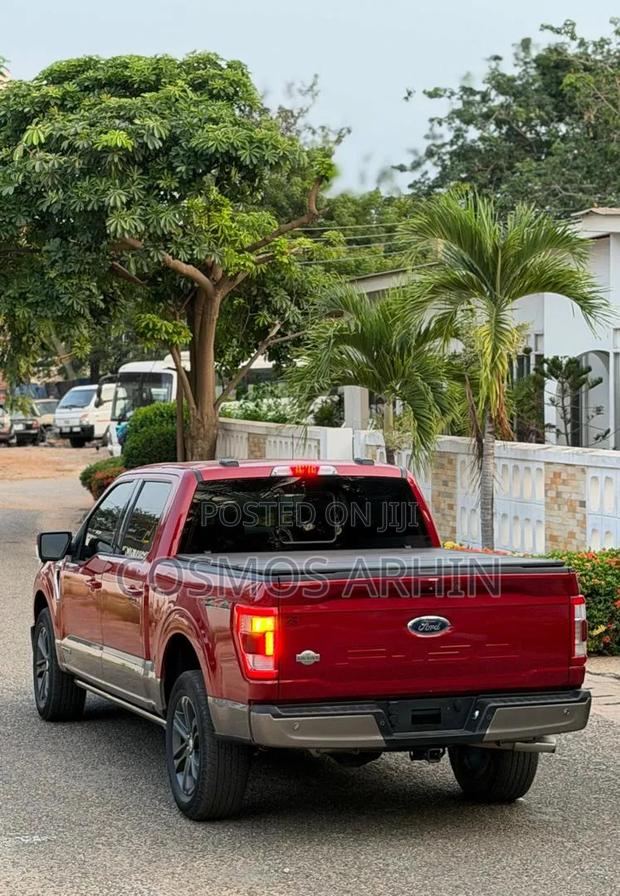 Ford F-150 2022 Red