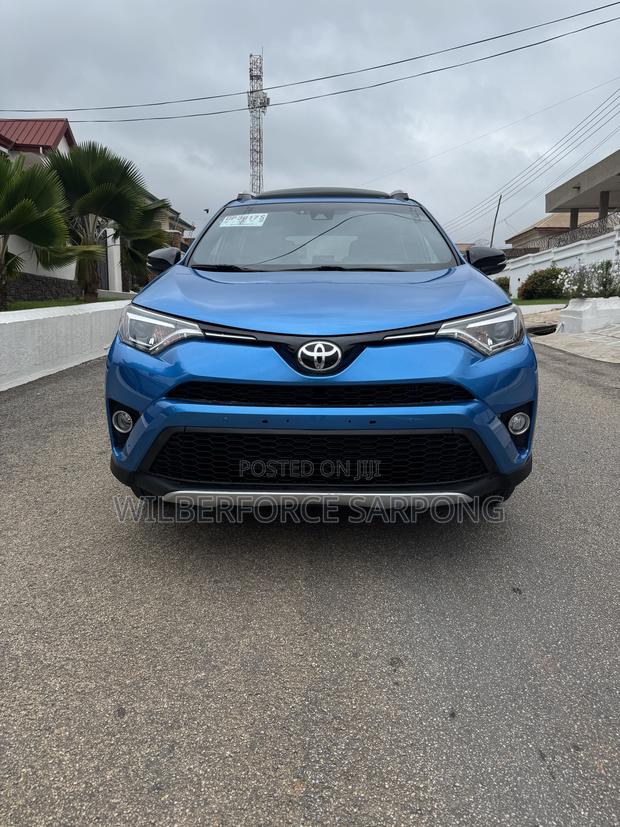 Toyota RAV4 SE AWD (2.5L 4cyl 6A) 2016 Blue