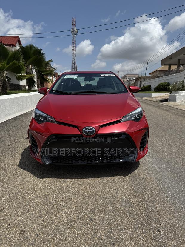 Toyota Corolla XSE (1.8L 4cyl 2A) 2018 Red