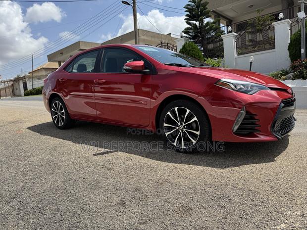 Toyota Corolla XSE (1.8L 4cyl 2A) 2018 Red