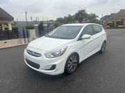 Hyundai Accent SE Hatchback 2016 White for sale