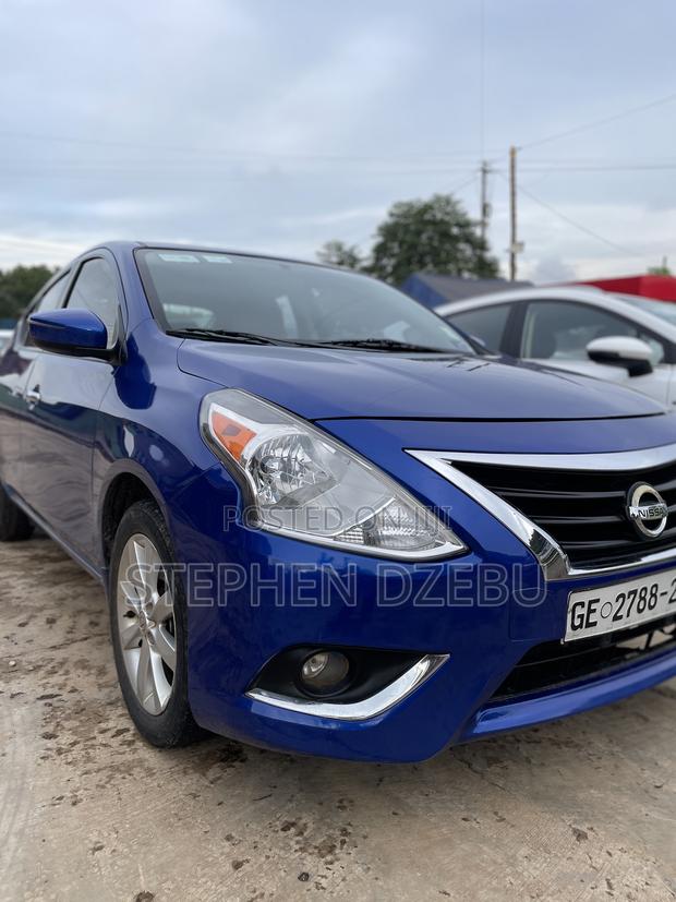 Nissan Versa 1.6 S 2017 Blue