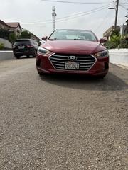 Hyundai Elantra SE Sedan FWD (2.0L 4cyl 6M) 2017 Red for sale