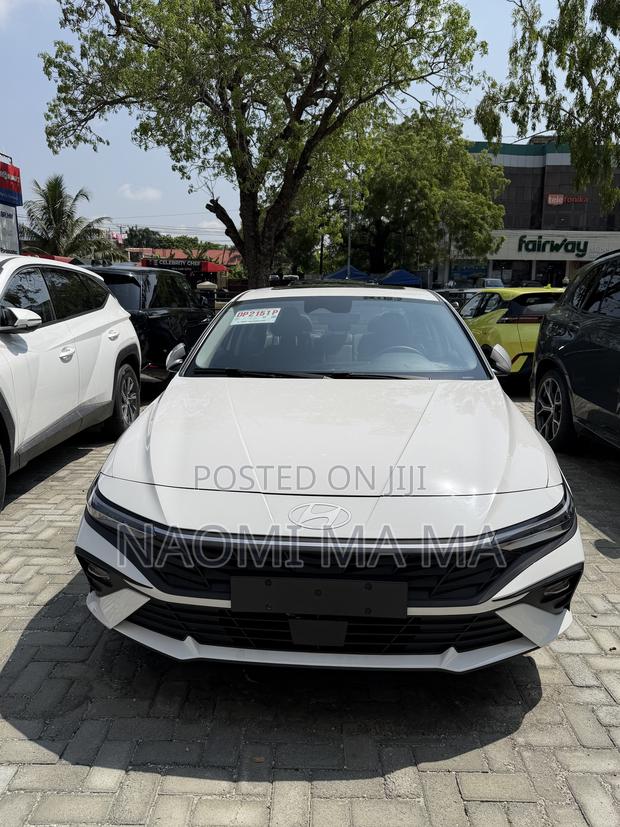 New Hyundai Elantra 2024 White