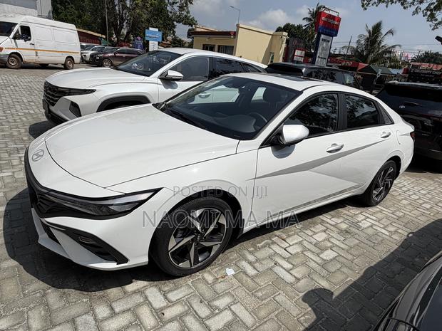 New Hyundai Elantra 2024 White