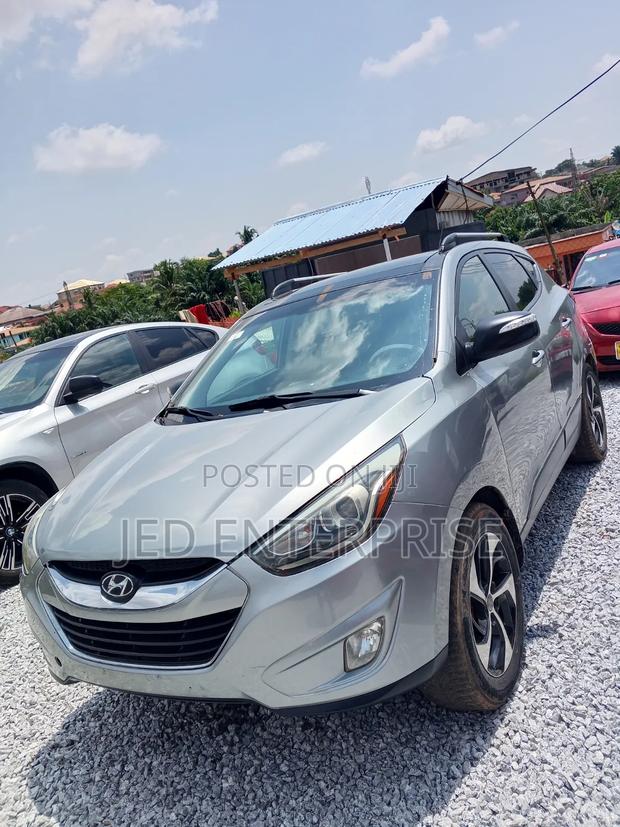 Hyundai Tucson Limited AWD 2015 Silver