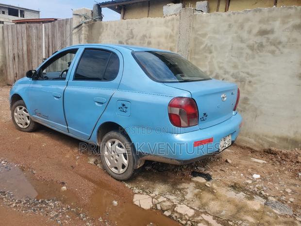 Toyota Echo Sedan 2005 Blue