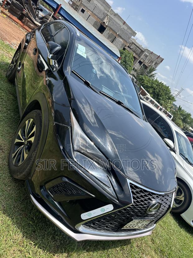 Lexus NX 300 AWD 2019 Black
