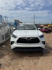 Toyota Highlander 2021 White for sale