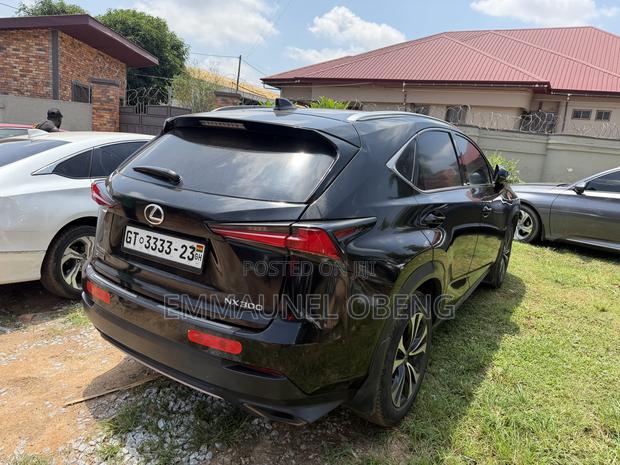 Lexus NX 300 AWD 2019 Black