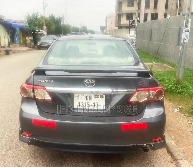 Toyota Corolla 2013 Gray