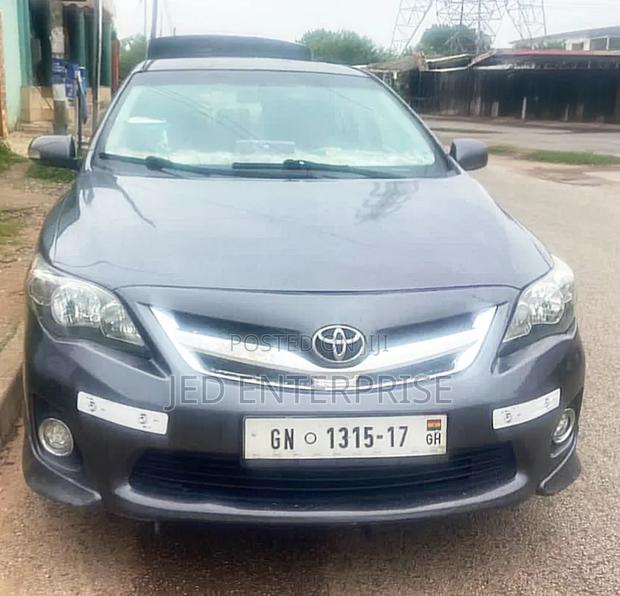 Toyota Corolla 2013 Gray