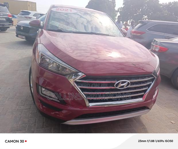 Hyundai Tucson 2021 Red