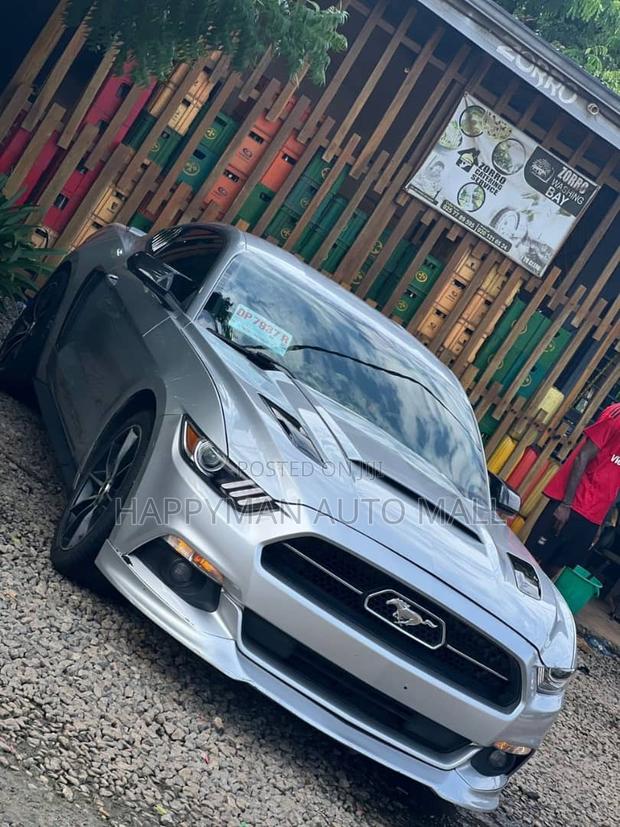 Ford Mustang 2016 Silver