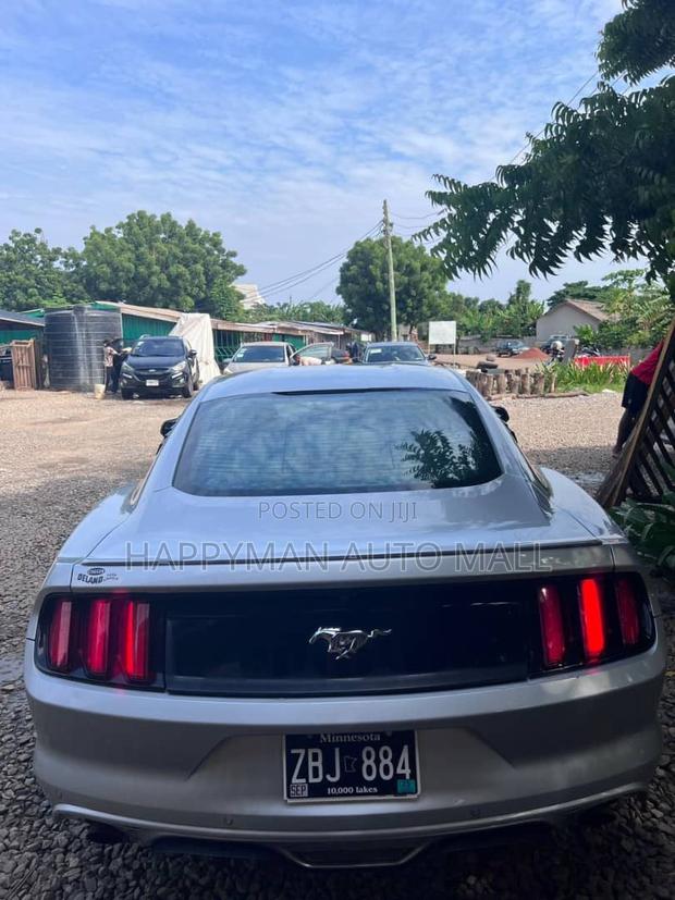 Ford Mustang 2016 Silver