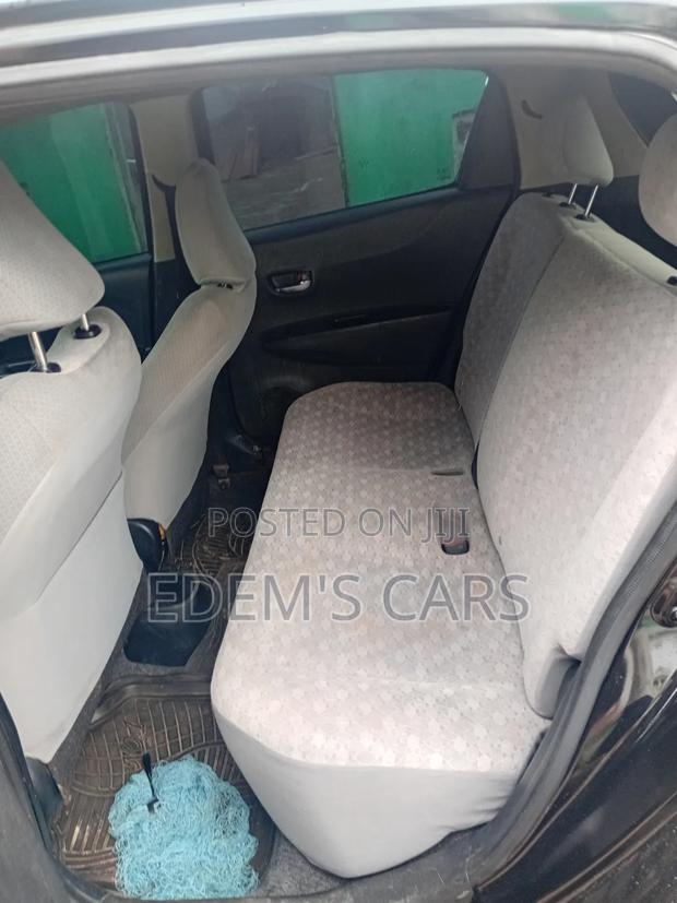 Toyota Vitz 2014 Black