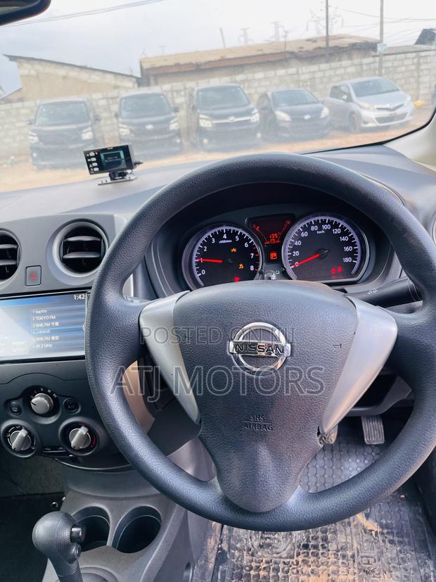Nissan Note 1.6 Petrol 2015 Gray
