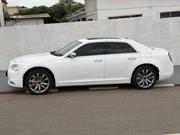 Chrysler 300C Base AWD 2016 Off white for sale