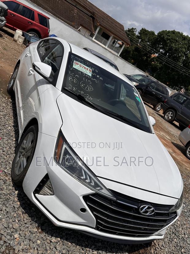 Hyundai Elantra ECO 2019 White