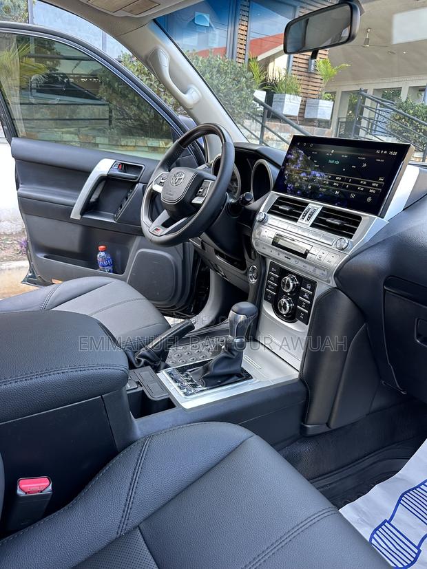 Toyota Land Cruiser Prado 3.0 TD 2011 Black
