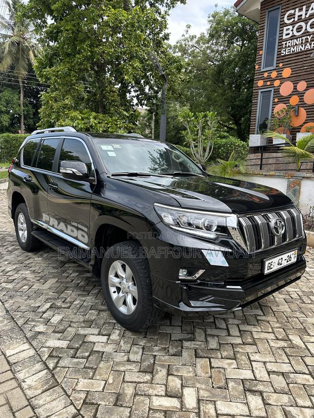 Toyota Land Cruiser Prado 3.0 TD 2011 Black