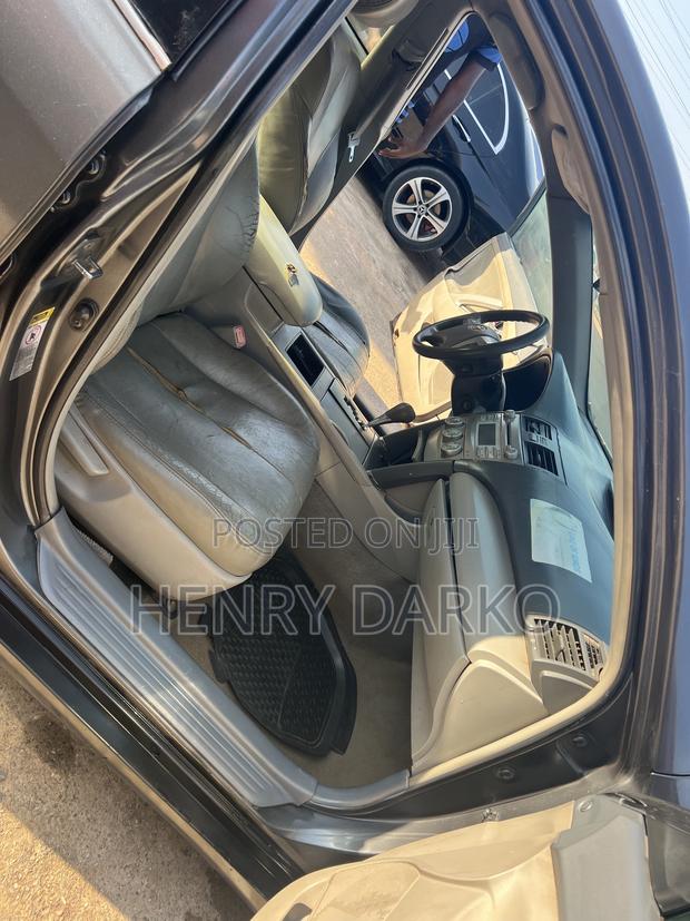 Toyota Camry 2010 Gray
