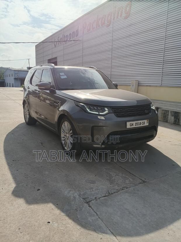 Land Rover Discovery 2018 Gray