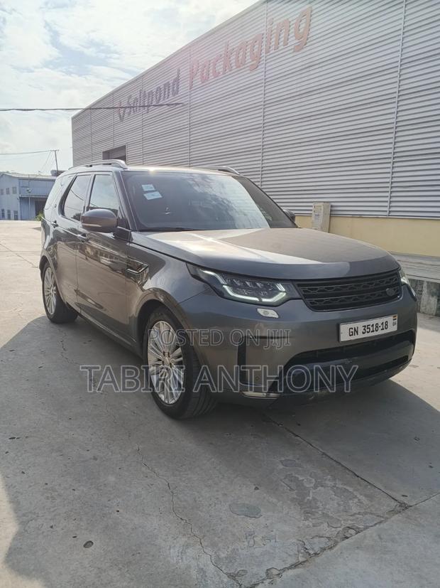 Land Rover Discovery 2018 Gray