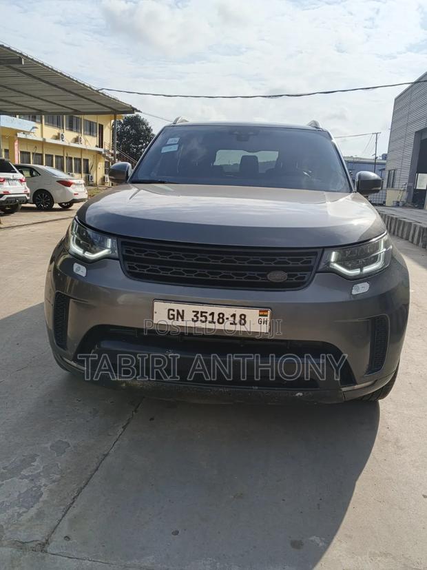 Land Rover Discovery 2018 Gray
