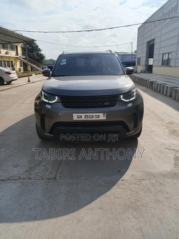 Land Rover Discovery 2018 Gray