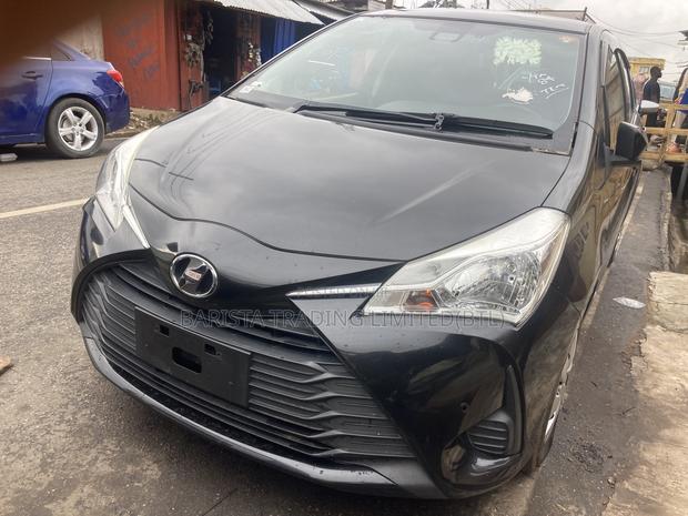 Toyota Vitz 1.3 AWD 5dr 2017 Black