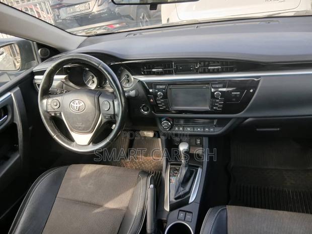 Toyota Corolla 2017 Black