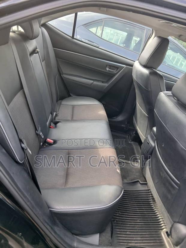 Toyota Corolla 2017 Black