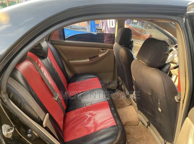 Toyota Corolla 1.4 VVT-i 2006 Yellow