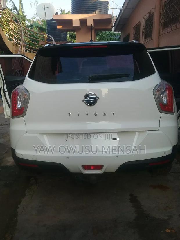 SsangYong Tivoli 2016 White