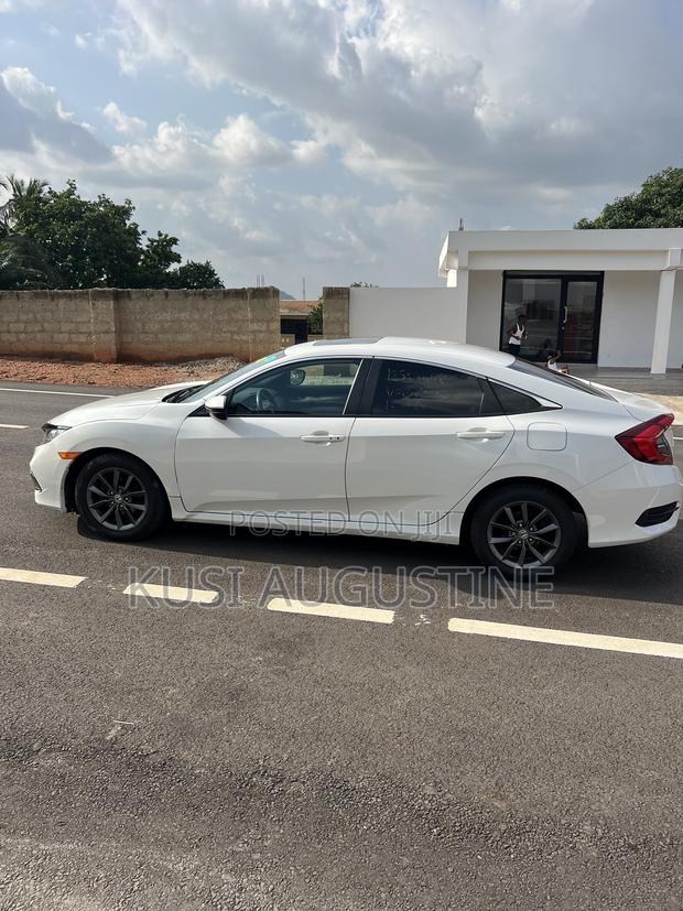 Honda Civic EX-L 2021 White