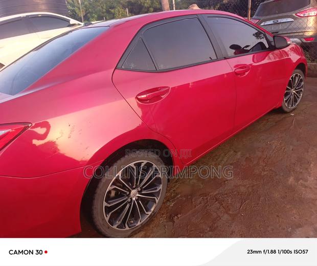 Toyota Corolla L 4dr Sedan (1.8L 4cyl 4A) 2015 Red