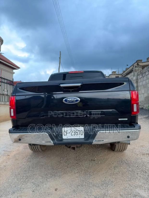 Ford F-150 2020 Black