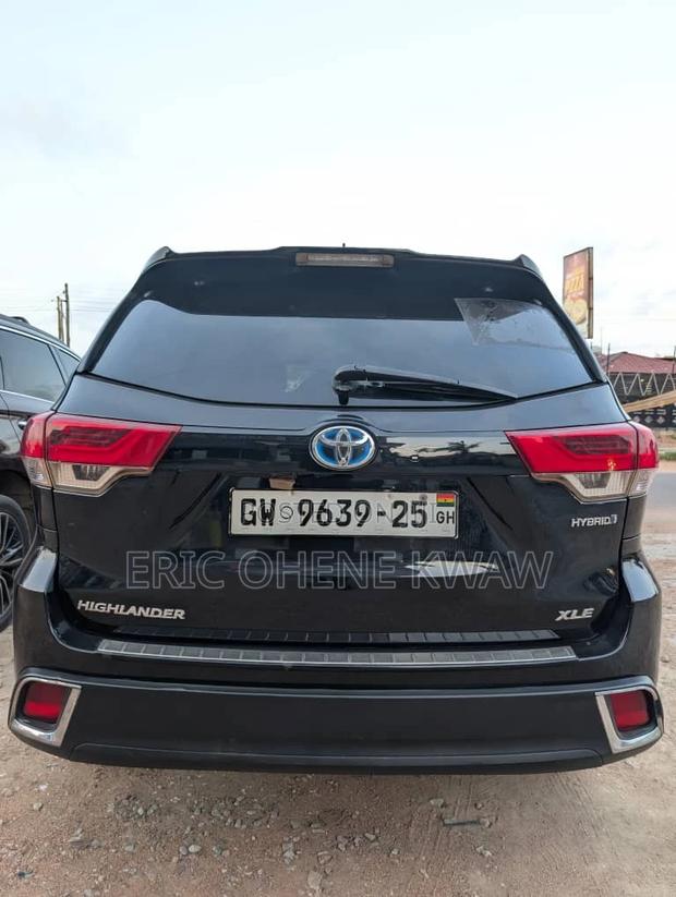 Toyota Highlander SE 2019 Black
