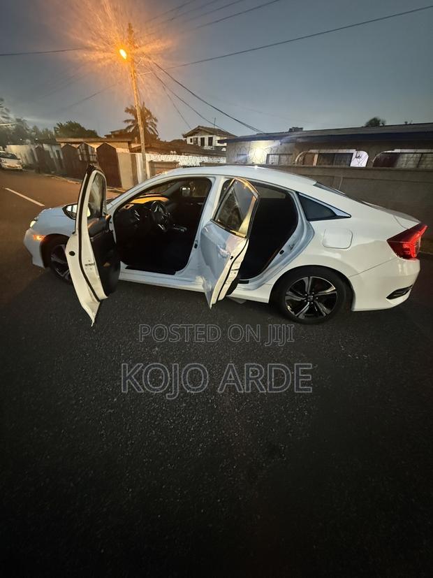 Honda Civic EX-L Sedan 2019 White