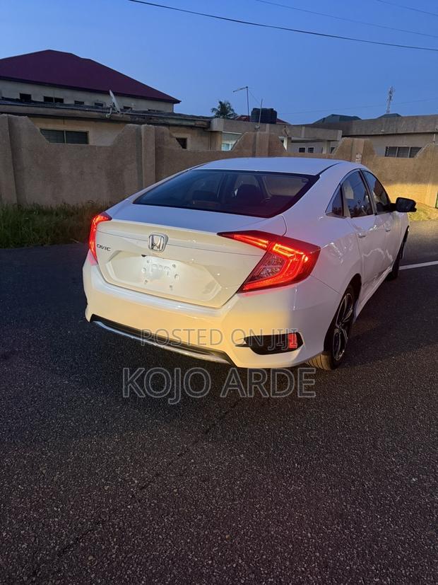 Honda Civic EX-L Sedan 2019 White