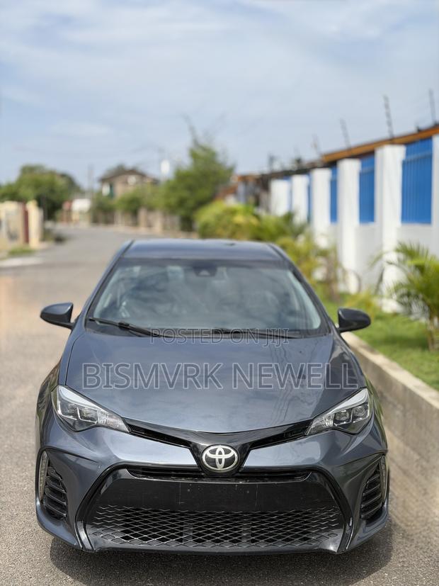 Toyota Corolla LE (1.8L 4cyl 2A) 2019 Gray