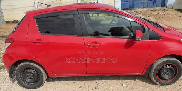 Toyota Vitz 2012 Red