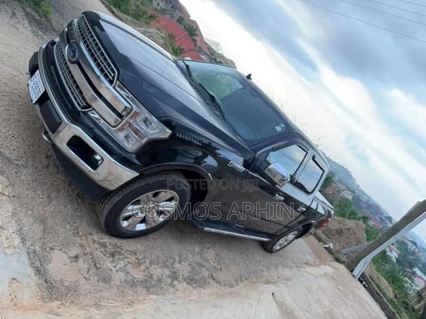 Ford F-150 2020 Black