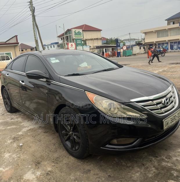 Hyundai Sonata 2013 Black
